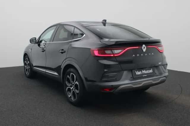 Renault Arkana (2022) thumbnail 2
