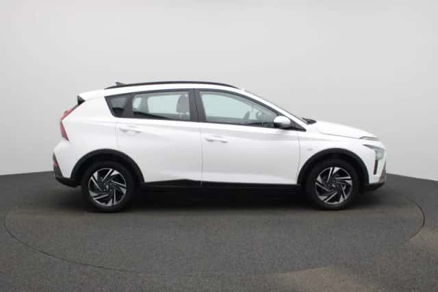 Hyundai Bayon (2023) thumbnail 6