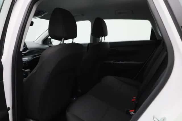 Hyundai Bayon (2023) thumbnail 10