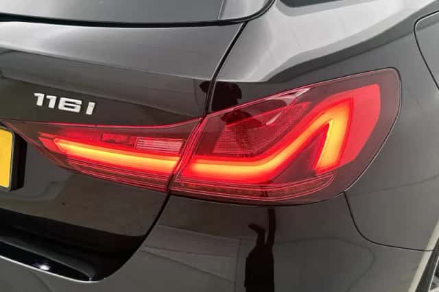 BMW 1-Serie (2021) thumbnail 17