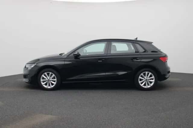 Audi A3 (2022) thumbnail 4