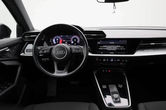 Audi A3 (2022) thumbnail 7