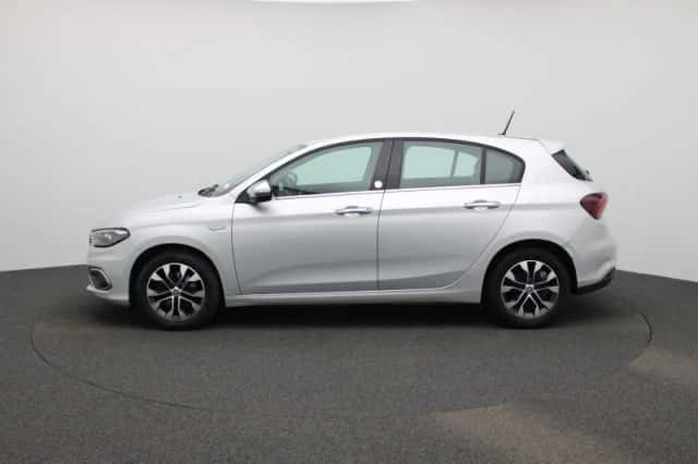 Fiat Tipo (2021) thumbnail 4