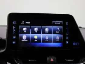 Toyota C-HR thumbnail 16