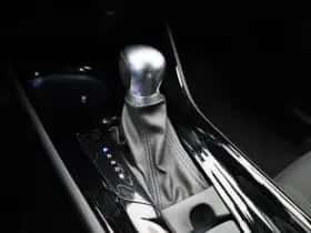 Toyota C-HR thumbnail 25