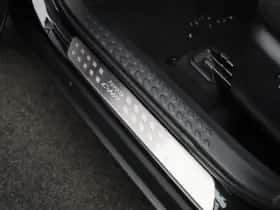 Toyota C-HR thumbnail 31
