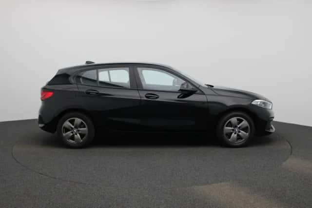 BMW 1-Serie (2021) thumbnail 6