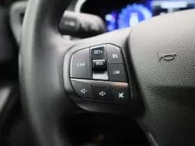 Ford Focus thumbnail 18