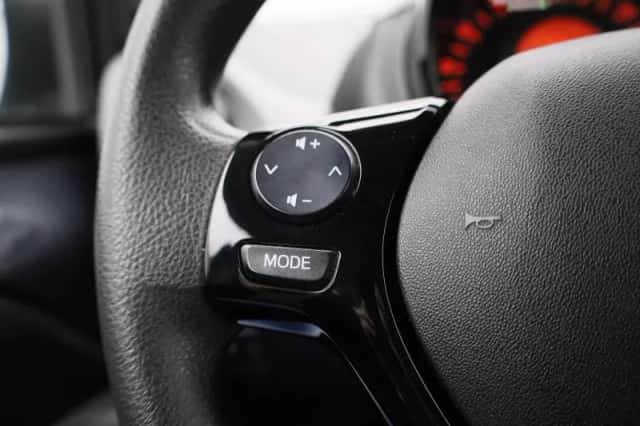 Peugeot 108 (2021) thumbnail 17