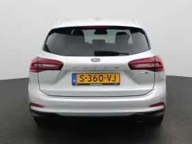 Ford Focus thumbnail 5