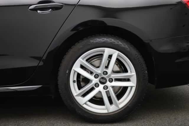 Audi A4 (2023) thumbnail 13