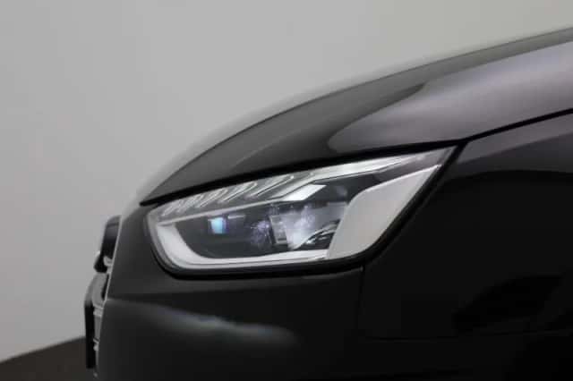 Audi A4 (2023) thumbnail 16