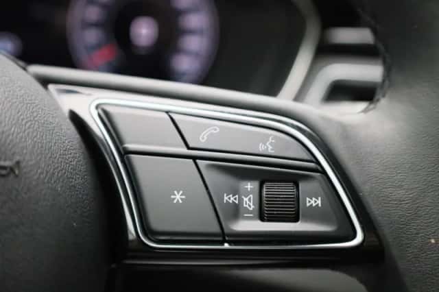 Audi A4 (2023) thumbnail 25