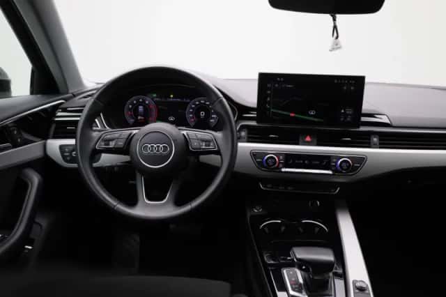 Audi A4 (2023) thumbnail 7