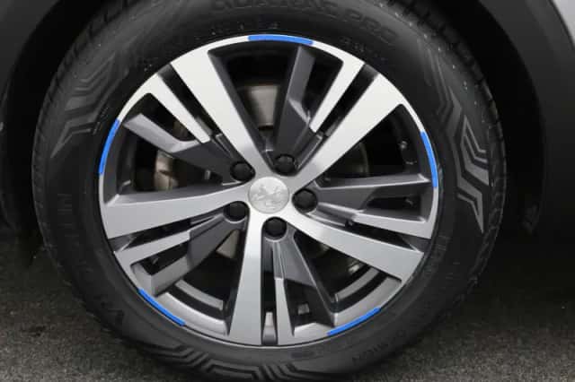 Peugeot 5008 (2023) thumbnail 13