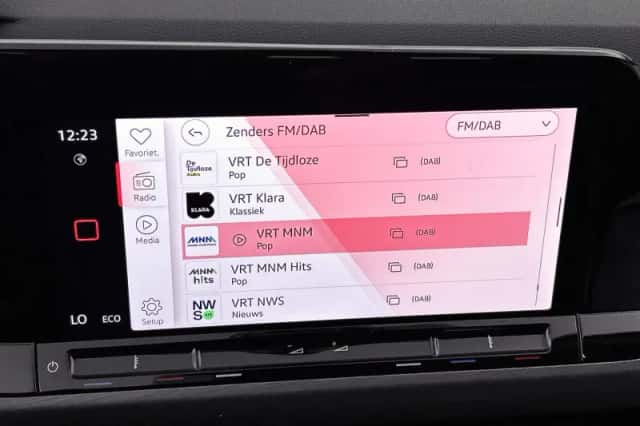 Volkswagen Golf (2023) thumbnail 28