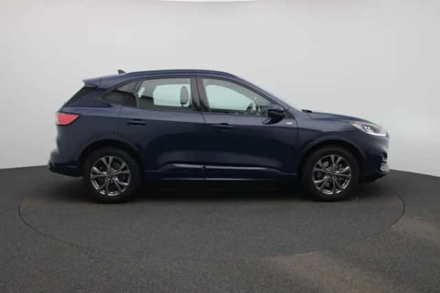 Ford Kuga (2021) thumbnail 6