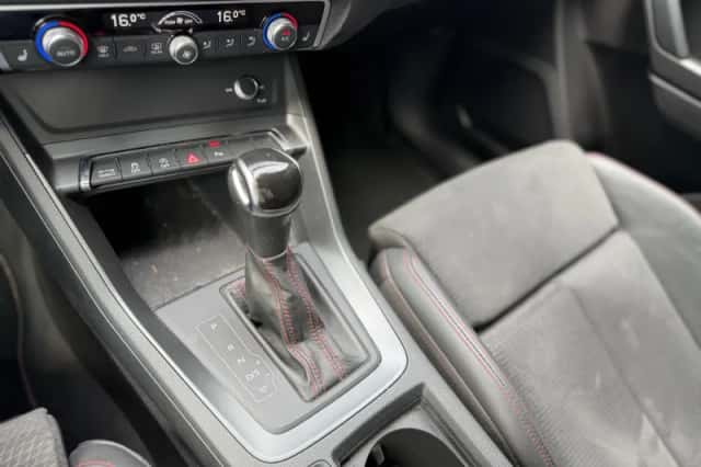 Audi Q3 (2020) thumbnail 6