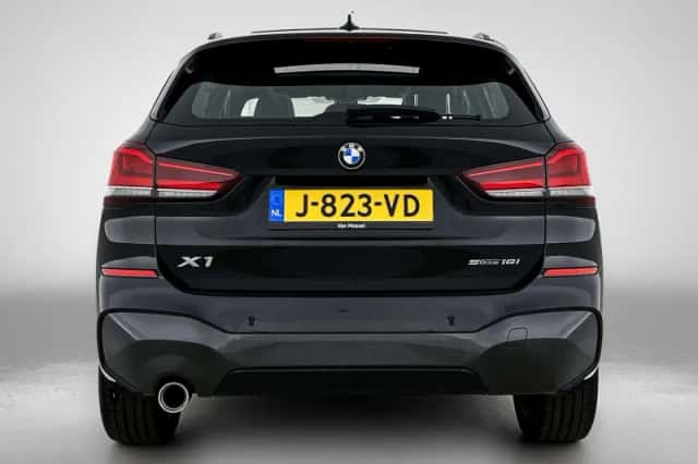 BMW X1 (2020) thumbnail 3