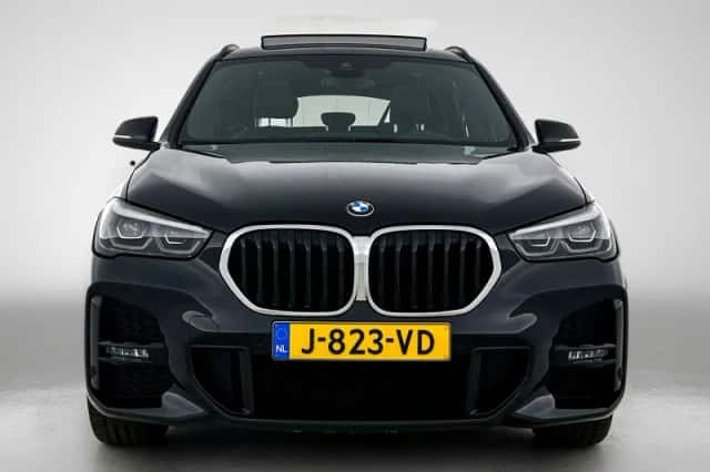 BMW X1 (2020) thumbnail 5