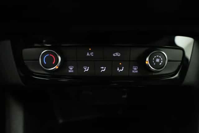 Opel Corsa (2023) thumbnail 19