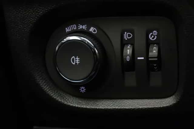 Opel Corsa (2023) thumbnail 22