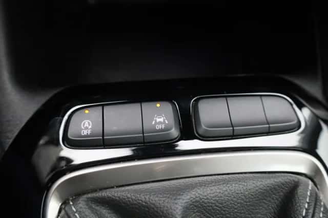 Opel Corsa (2023) thumbnail 23