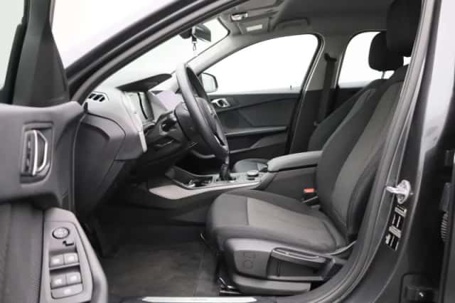 BMW 1-Serie (2021) thumbnail 11