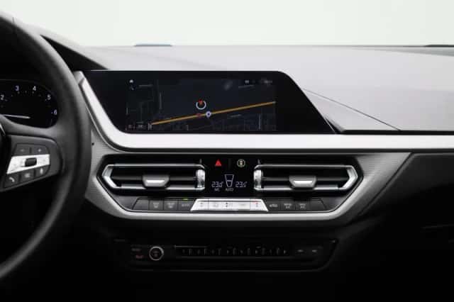 BMW 1-Serie (2021) thumbnail 9