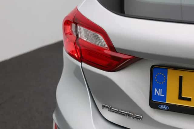 Ford Fiesta (2021) thumbnail 34
