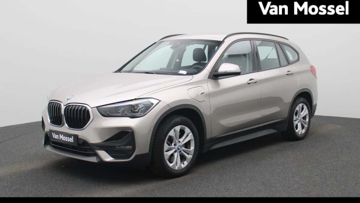 BMW X1 — foto 1