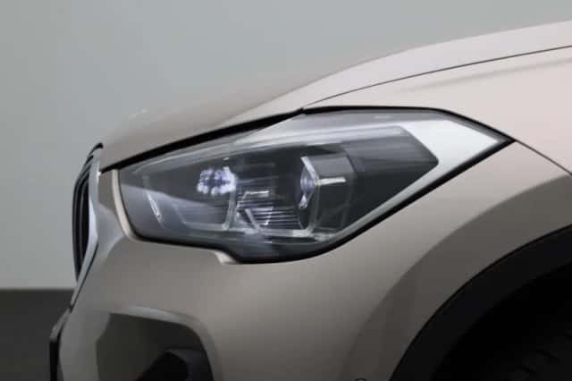 BMW X1 (2022) thumbnail 16