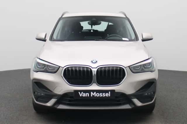 BMW X1 (2022) thumbnail 3