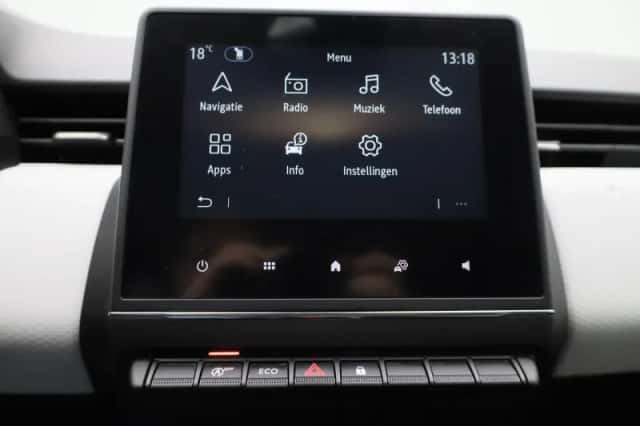 Renault Clio (2022) thumbnail 16