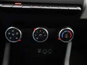 Renault Clio thumbnail 19