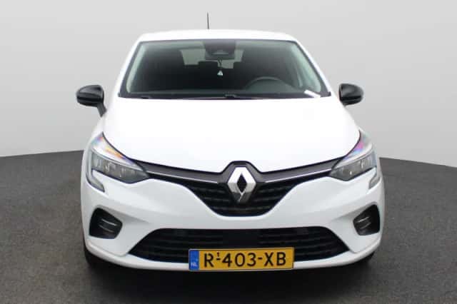 Renault Clio (2022) thumbnail 3