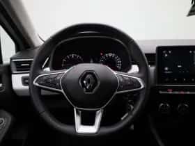 Renault Clio thumbnail 7