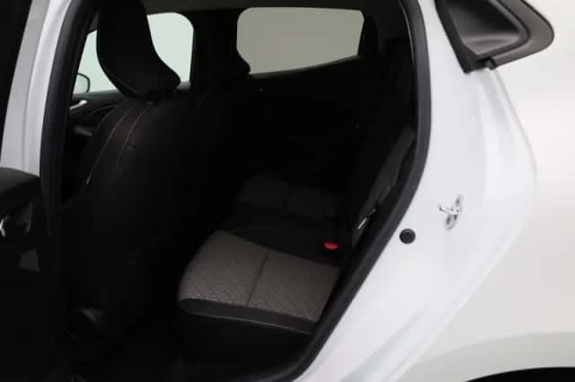 Renault Clio (2022) thumbnail 10
