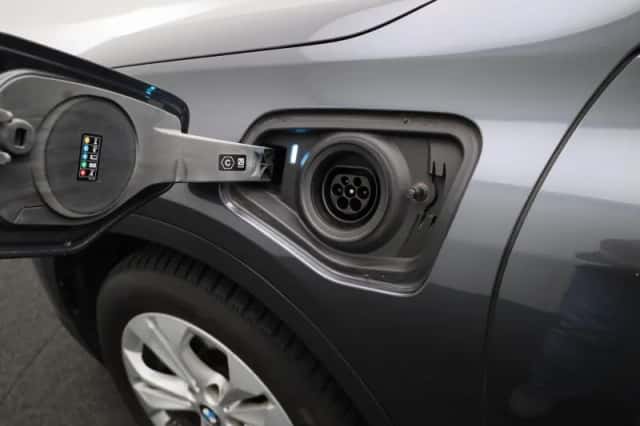 BMW X2 (2022) thumbnail 15