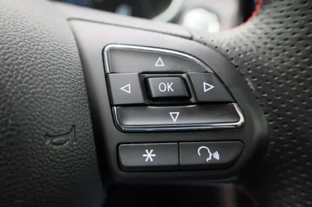 MG ZS EV (2023) thumbnail 17