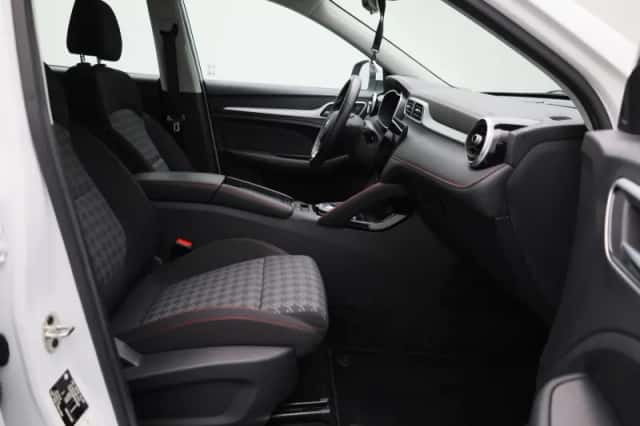 MG ZS EV (2023) thumbnail 34