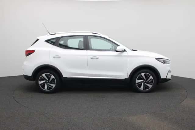 MG ZS EV (2023) thumbnail 6