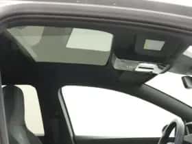 Volkswagen Golf thumbnail 10