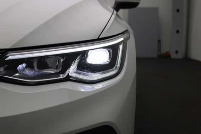 Volkswagen Golf (2022) thumbnail 14