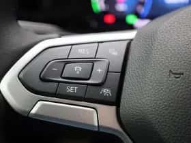 Volkswagen Golf thumbnail 19