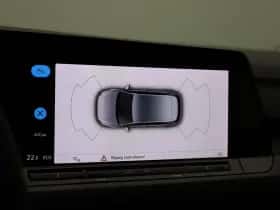 Volkswagen Golf thumbnail 22