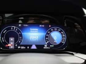 Volkswagen Golf thumbnail 27