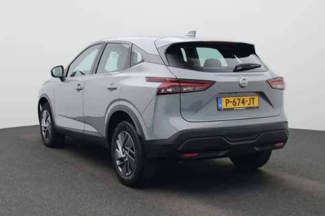 Nissan Qashqai (2022) thumbnail 2
