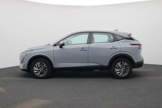 Nissan Qashqai (2022) thumbnail 4