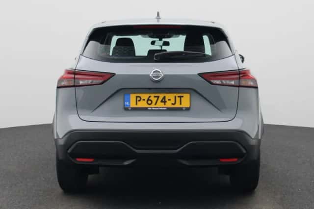 Nissan Qashqai (2022) thumbnail 5